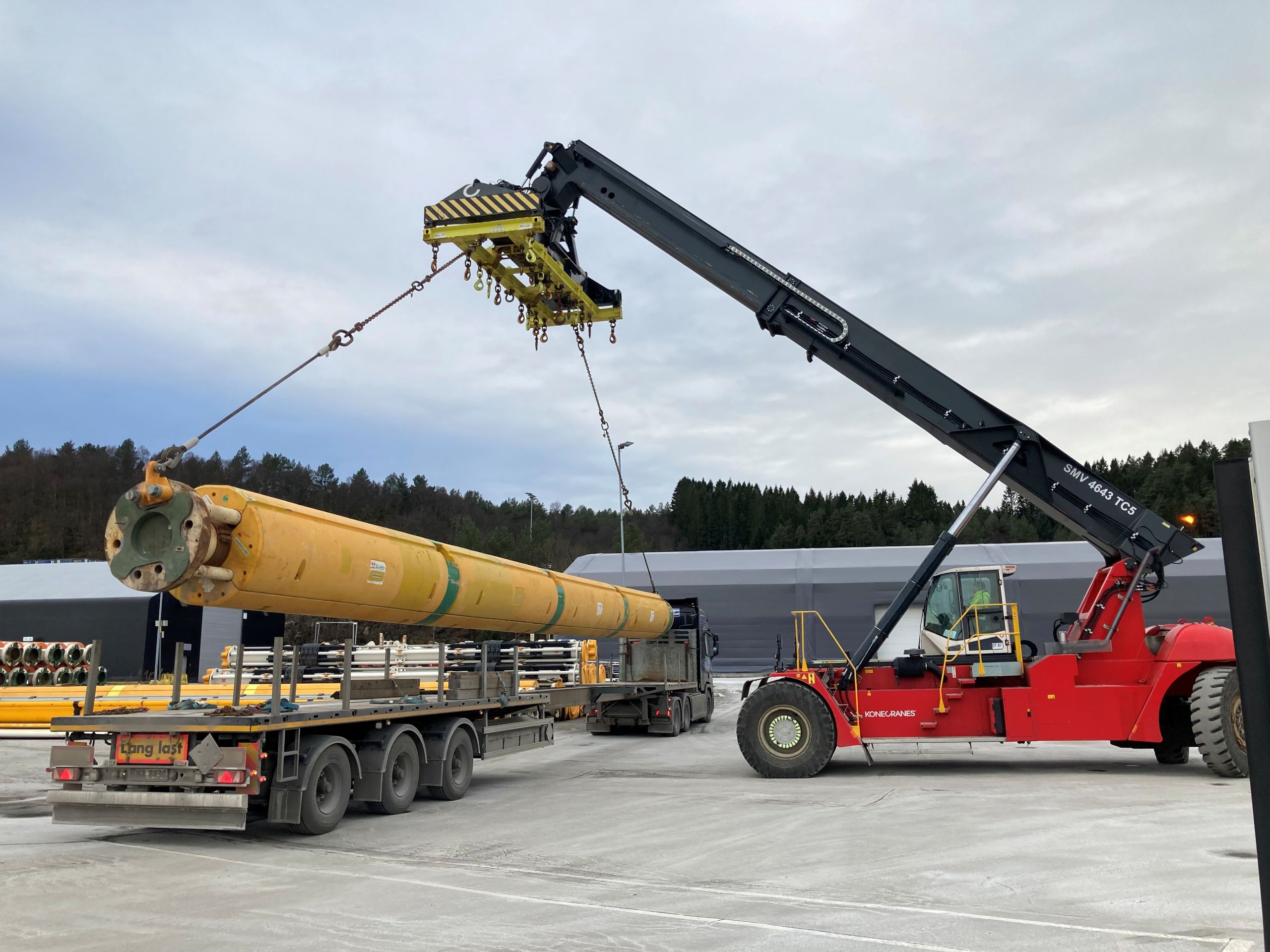 Retthenger med 15,4 meter uttrekk